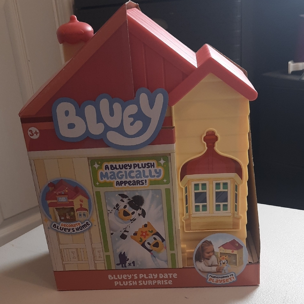 Bluey Play Date Plush Surprise With Play House And Stickers